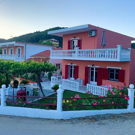 Virginia Apartments Віталадес Екстер'єр фото